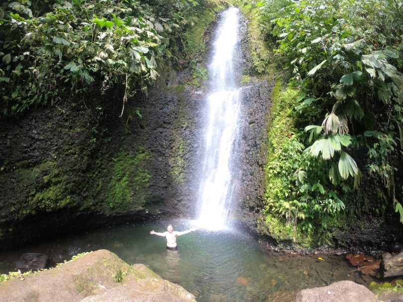 Hola Vida falls near Puyo