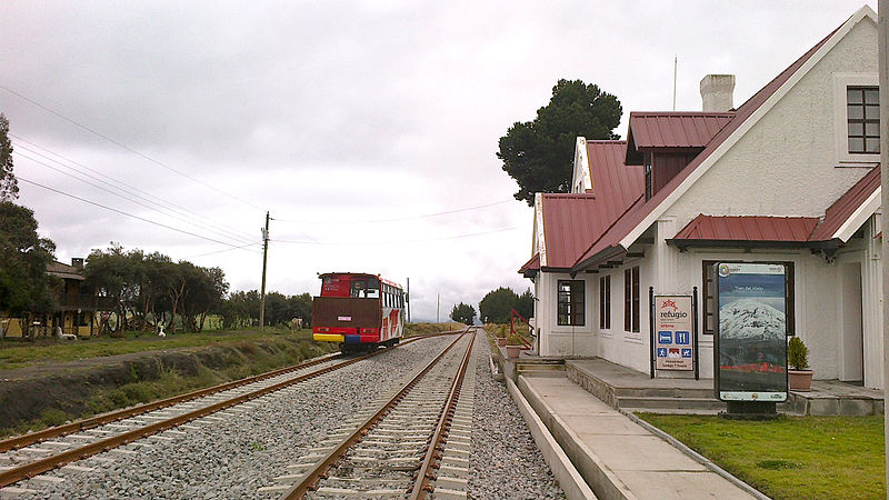 Ride on Tren de Hielo in riobamba