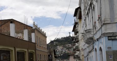 Getting to the historic centre of Quito using taxi