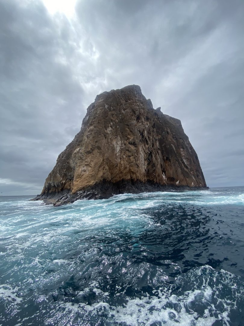 Getting to Pinzon Island Galapagos (mata rock)