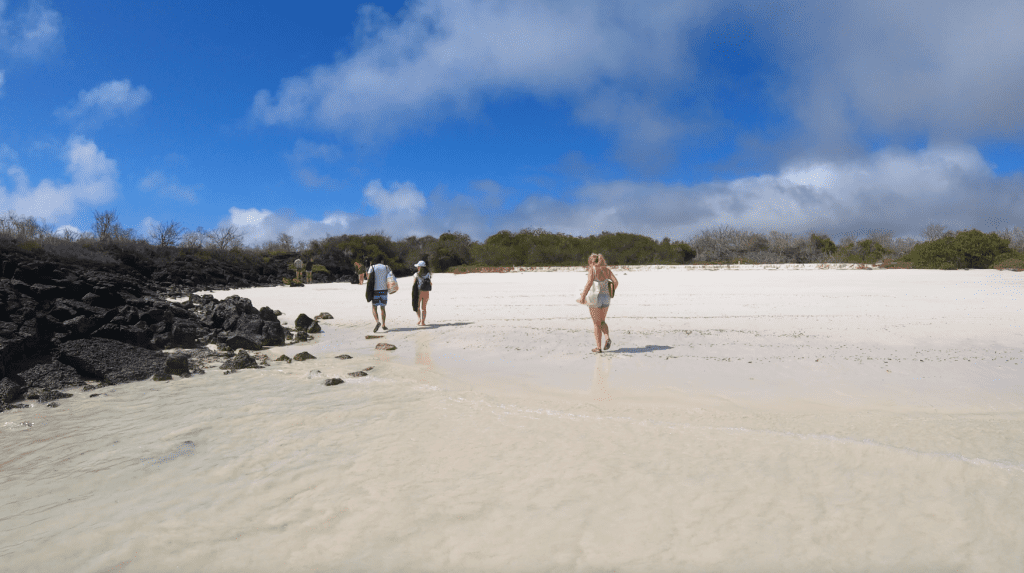 Rosa Blanca stop during Tour 360 Galapagos