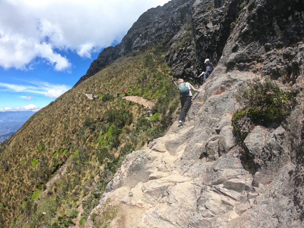 Going up to Rucu Pichincha volcano in Quito