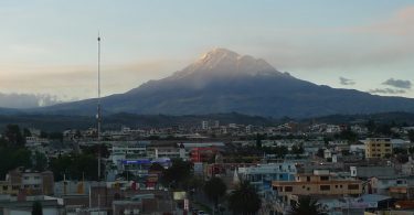 Riobamba Ecuador, view on Chimborazo volcano.jpg